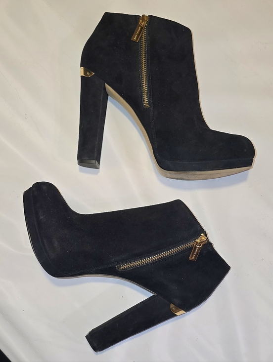 MICHAEL Michael Kors Shoes - Michael Kors Black Suede Ankle Booties Haven Side Zip Size 8.5M Tags Attached